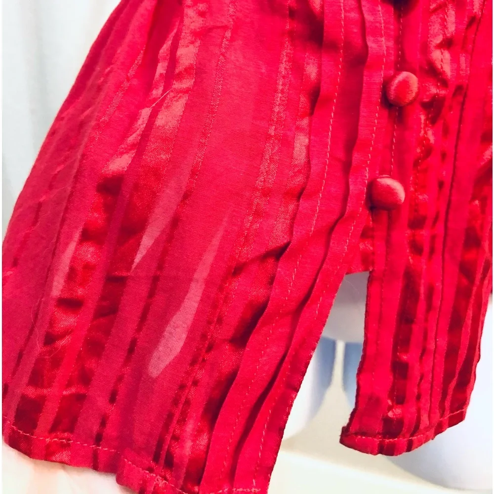 BEBE RED Short Sleeve Button Up Top in Size Medium! - Picture 11 of 16